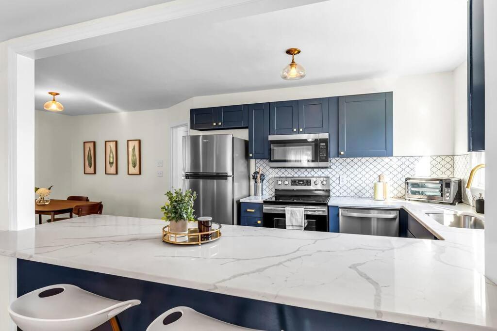 Villa Fully Renovated 4 Bed Buena Vista House Near Wfu Winston-Salem Exterior foto